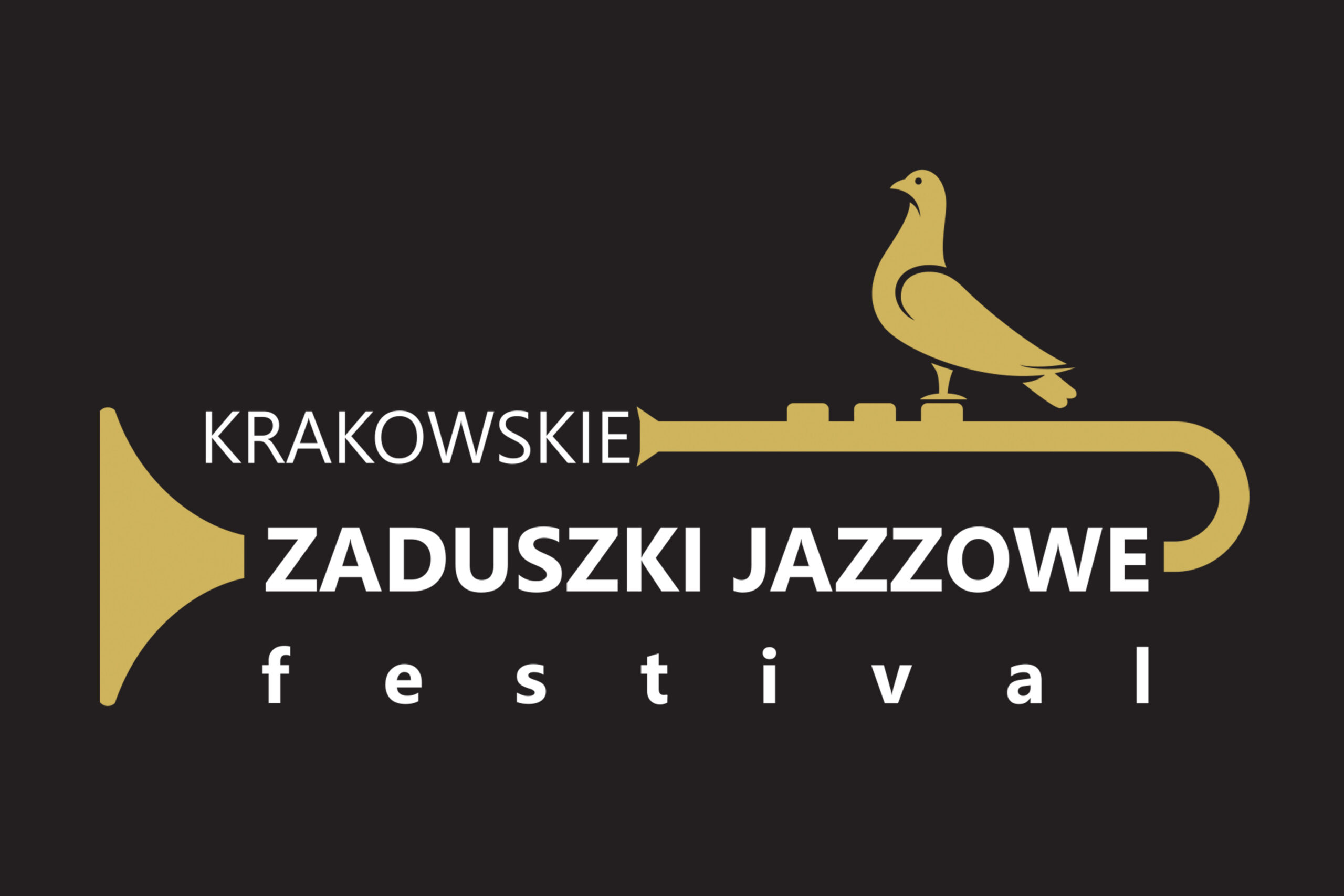 Logo Krakowskich Zaduszek Jazzowych. Nazwa festiwalu, uproszczona trąbka i siedzący na niej gołąb w kolorze starego złota